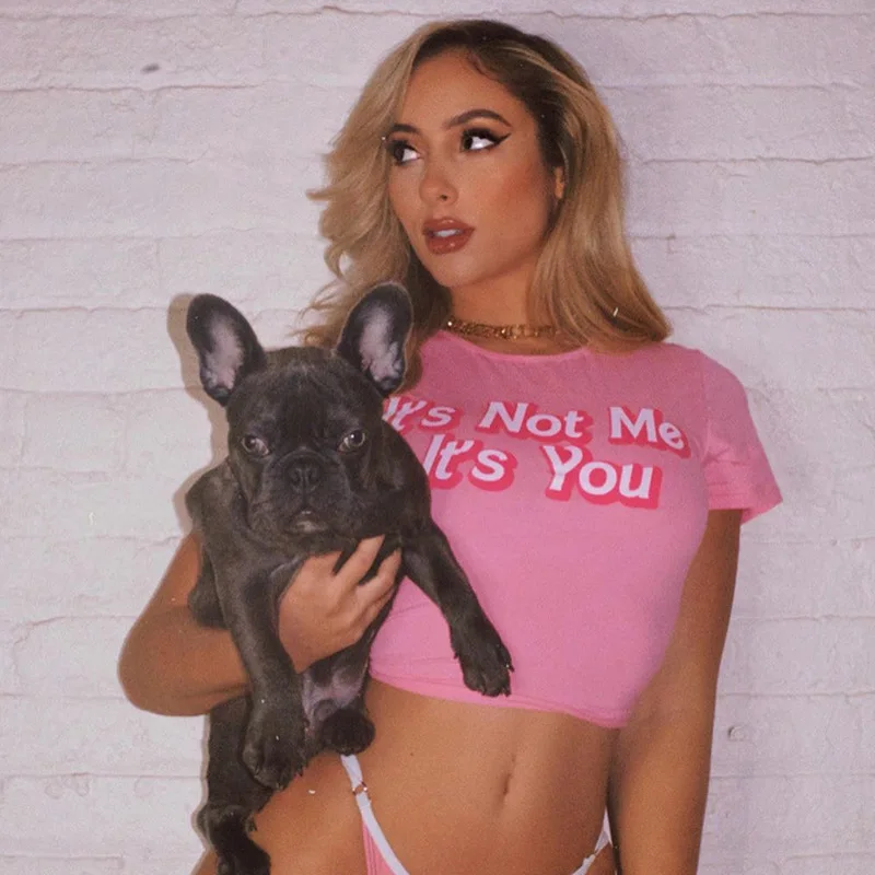 Оставайтесь аккуратными милыми розовыми буквенными принтами тонкие кроп-топы 2020