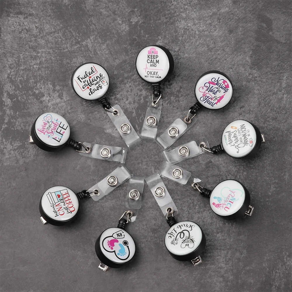 Creative Letter Print Retractable Badge Reel Anti-Lost Clip Nurse Display ID Name Card Holder Office Supply 360° Rotation | Канцтовары