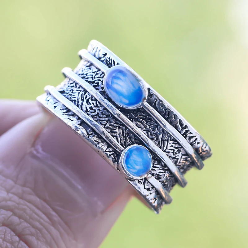 

Punk Couple Rings Creative Blue Opal Stone Carved Wide Rings for Women Men Simple Design Gothic Party Jewelry Gift Wholesale