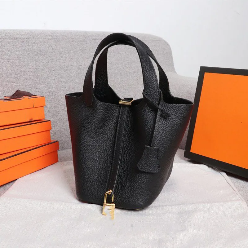 

2021 new fashion classic leather handbag, underarm bag, multi-color optional, size optional