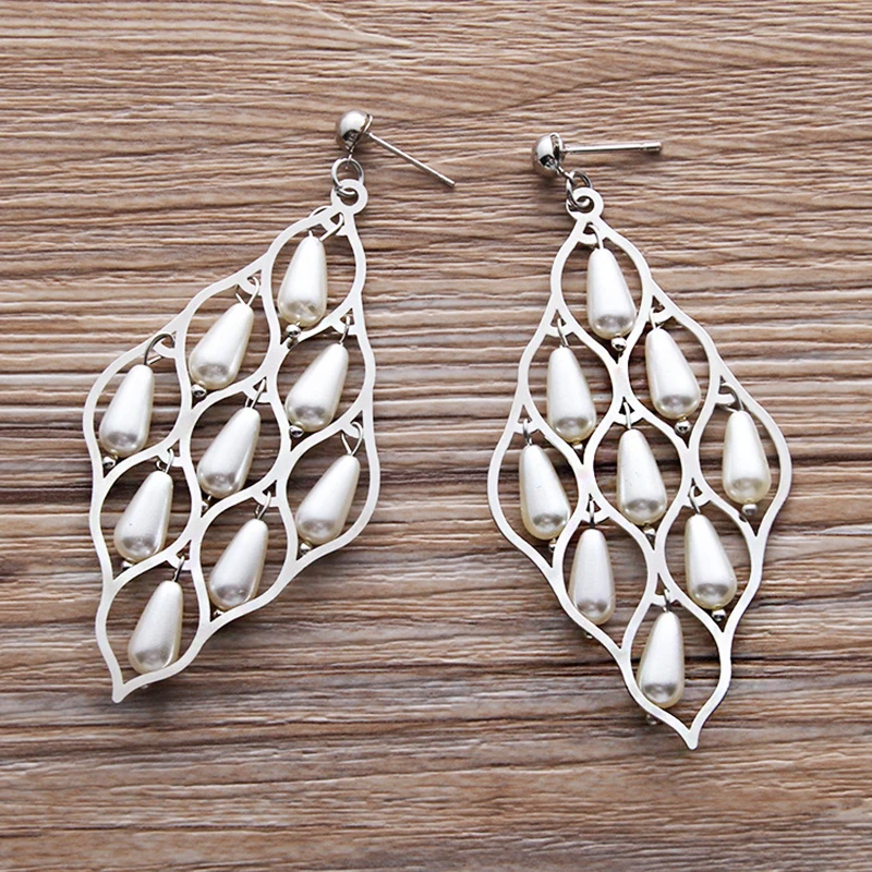 

Nine Pearl Long Dangle Rhombus Earrings Elegant Monochrome Women Stud Earrings for Women Fashion