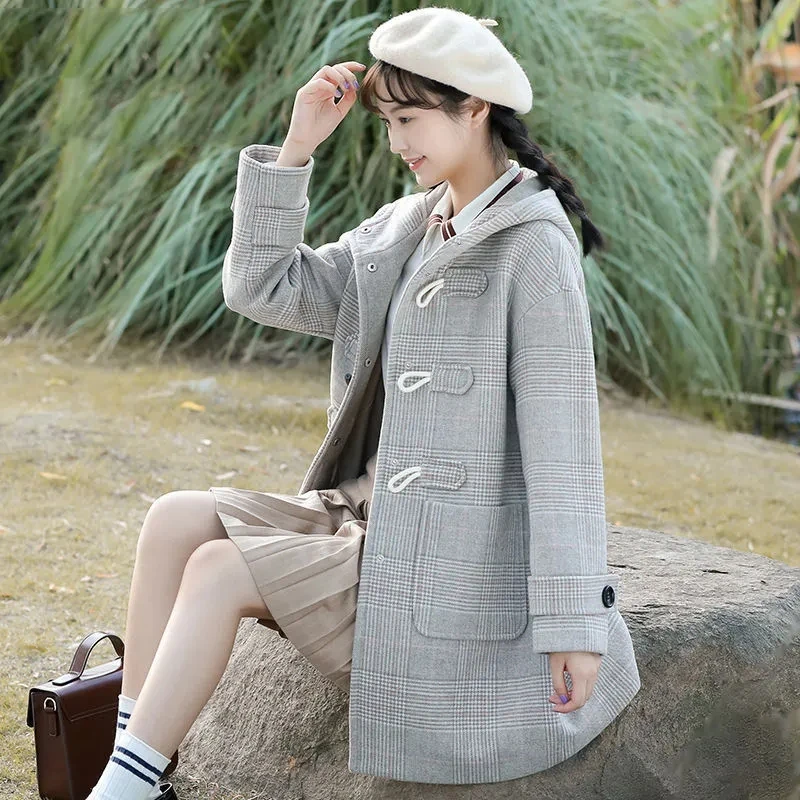 

2021 Spring And Autumn New Horn Buckle Plaid Woolen Coat Female Korean Fashion Elegant Woolen Coat