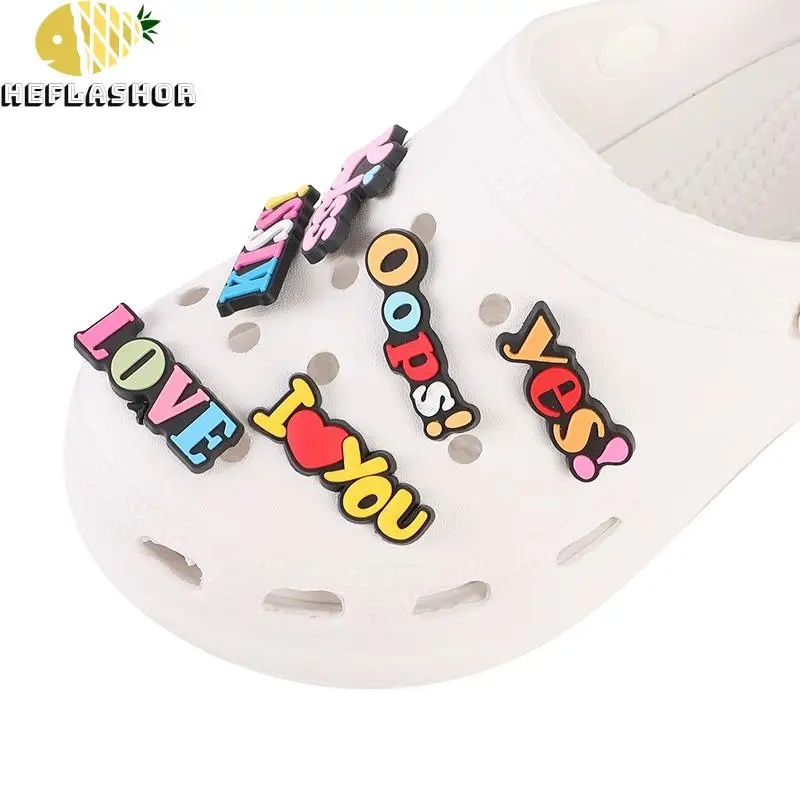 

Free Shipping Love Yes Shoes Charms Accessories Designer Heart Women Slippers Party Decoration Gift for Crocs Jibz
