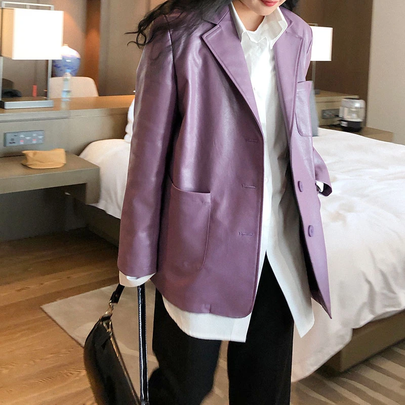 Куртка женская кожаная с большими карманами элегантная Верхняя размера плюс из