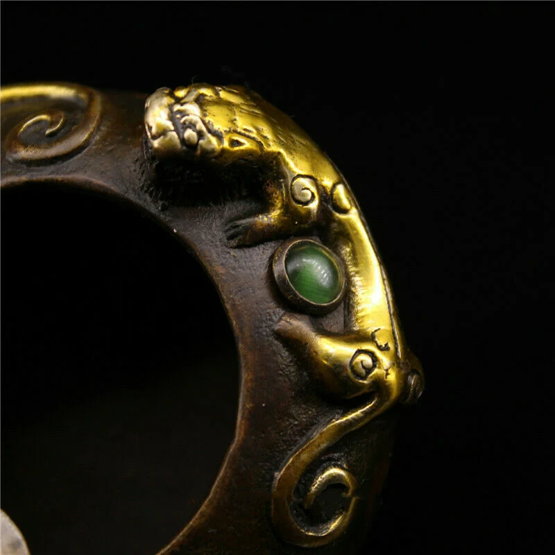 

2.76" Chinese Pure Copper Gilt Inlay Gem Handmade Carving Beast Brush Washer Brush Pen Wash Study Desk Collection Ornaments