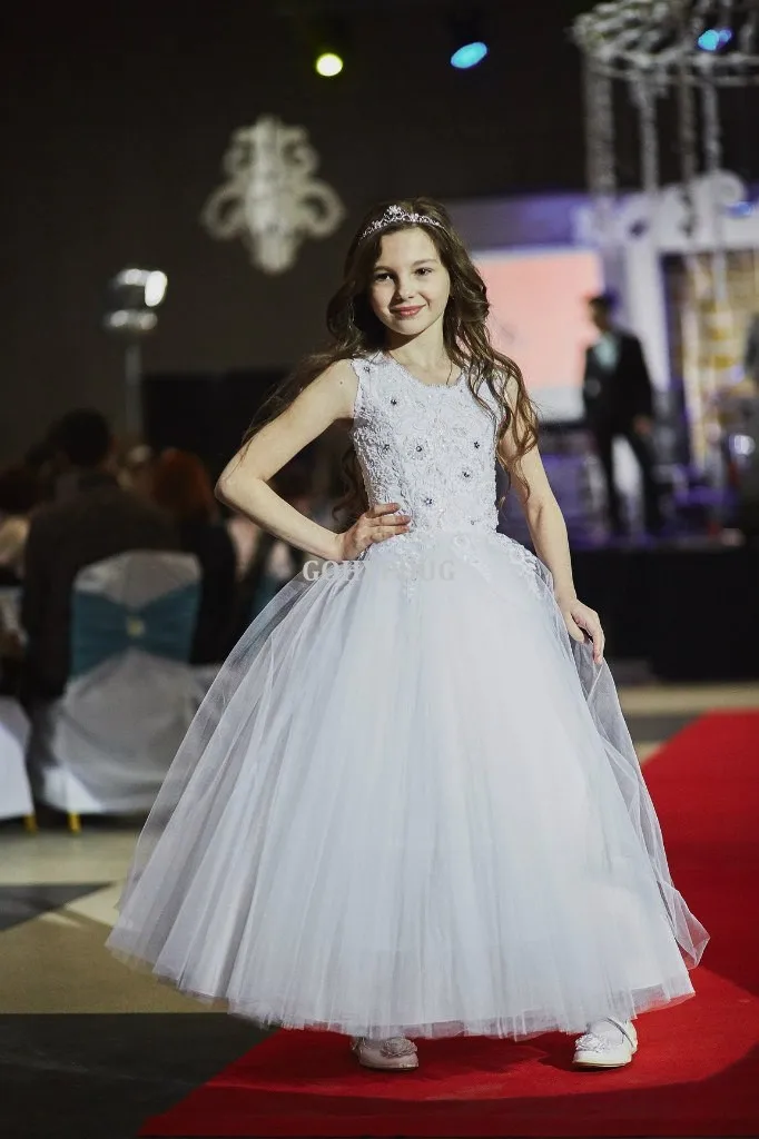 

vestidos de novia 2019 Cheap Flower Girl Dresses For Weddings Lace Ball Gown Kids Girls First Communion Dress