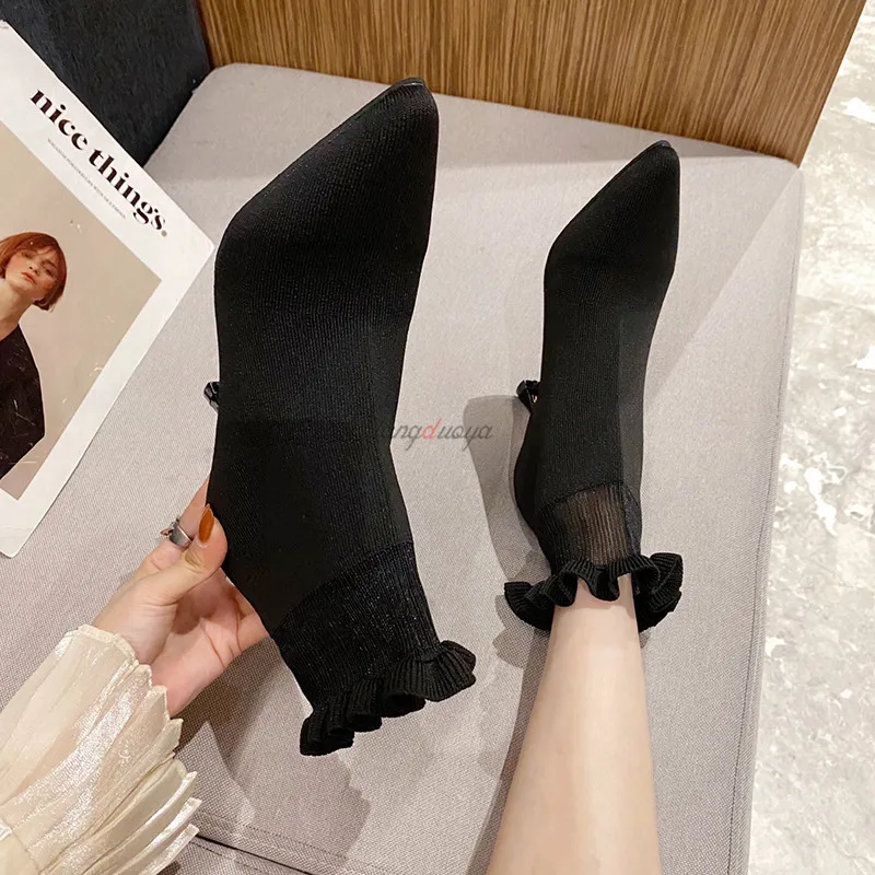 

2021 New women boots slip on Ruffle Ankle Boots Pointed Toe Autumn Women Boots Nude Black Ladies Party Chelsea Boots bottes femm