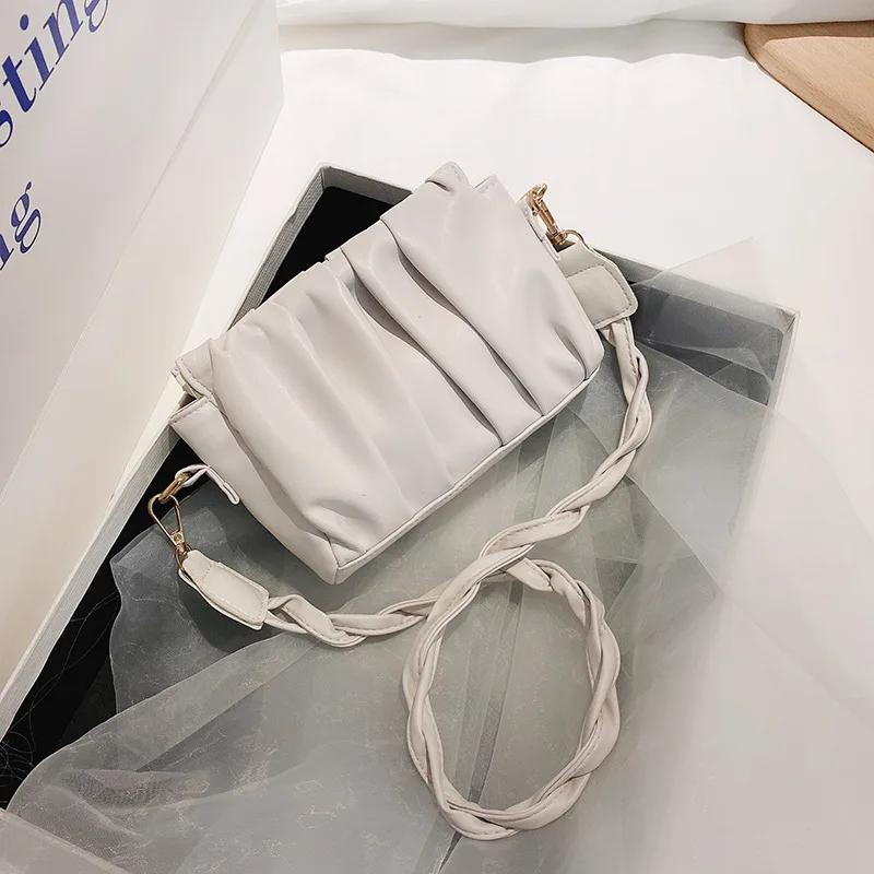 

Новинка 2020, трендовая модная простая характерная сумка для подмышек на цепочке, сумка через плечо, маленькая Повседневная Складная Сумка