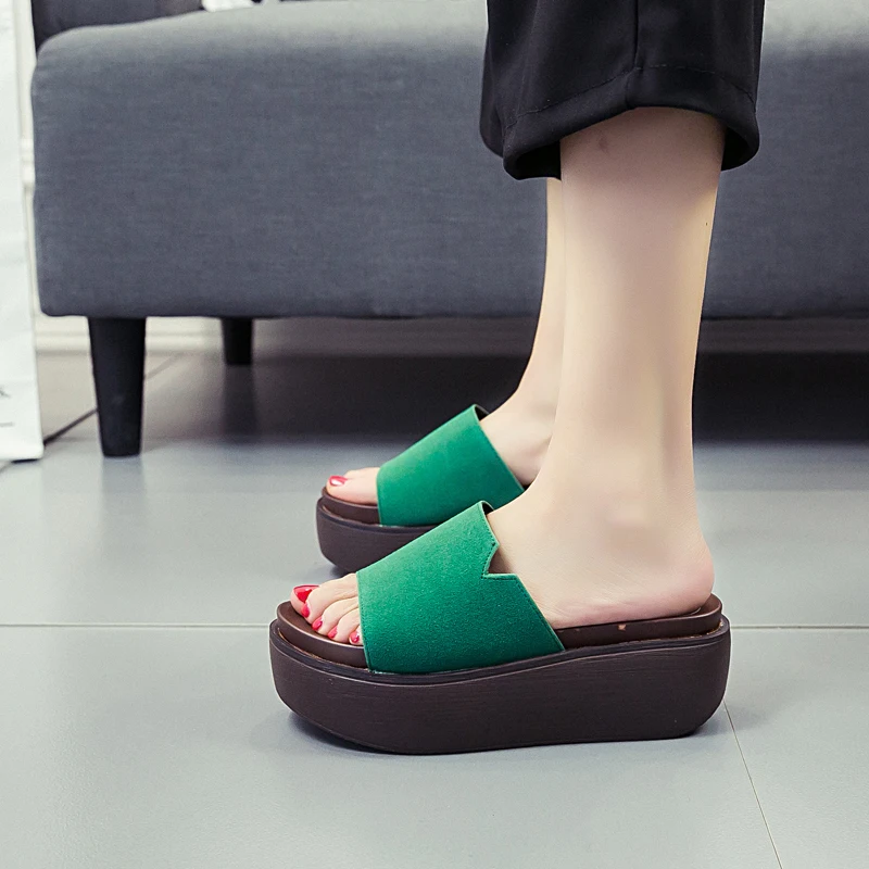 

Beach Shoes Flock Ladies' Slippers Platform Slipers Women Heeled Mules Luxury Slides On A Wedge Peep Toe Sabot 2021 High