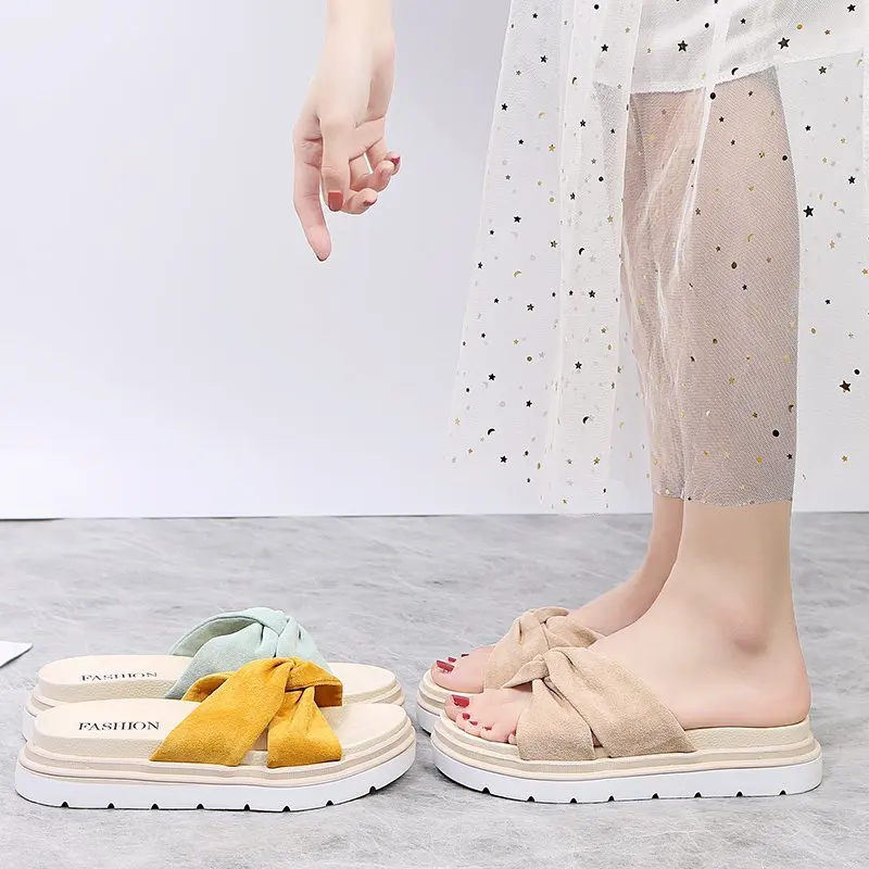 

Slippers Women Summer Med Flat Shoes Female Slides Platform Pantofle Flock 2021 Fabric Rubber PU Retro Cotton Flock Slippers Wom