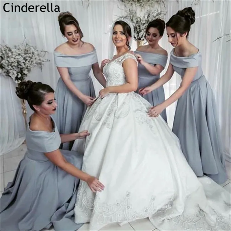 

Очаровательные серые атласные платья а-силуэта с открытыми плечами на шнуровке сзади до пола для подружек невесты Свадебные платья для под...