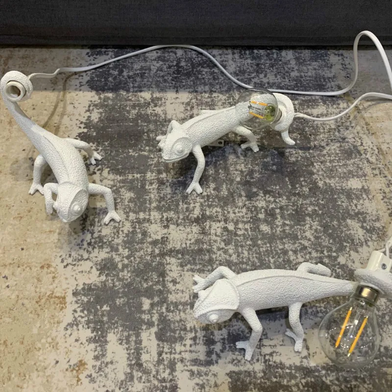 

New Seletti Lizard Table Lamp Nordic Bedroom Bedside Lamp Cartoon Animal Resin Table Lights Modern Home Art Deco Wall Lamp Led