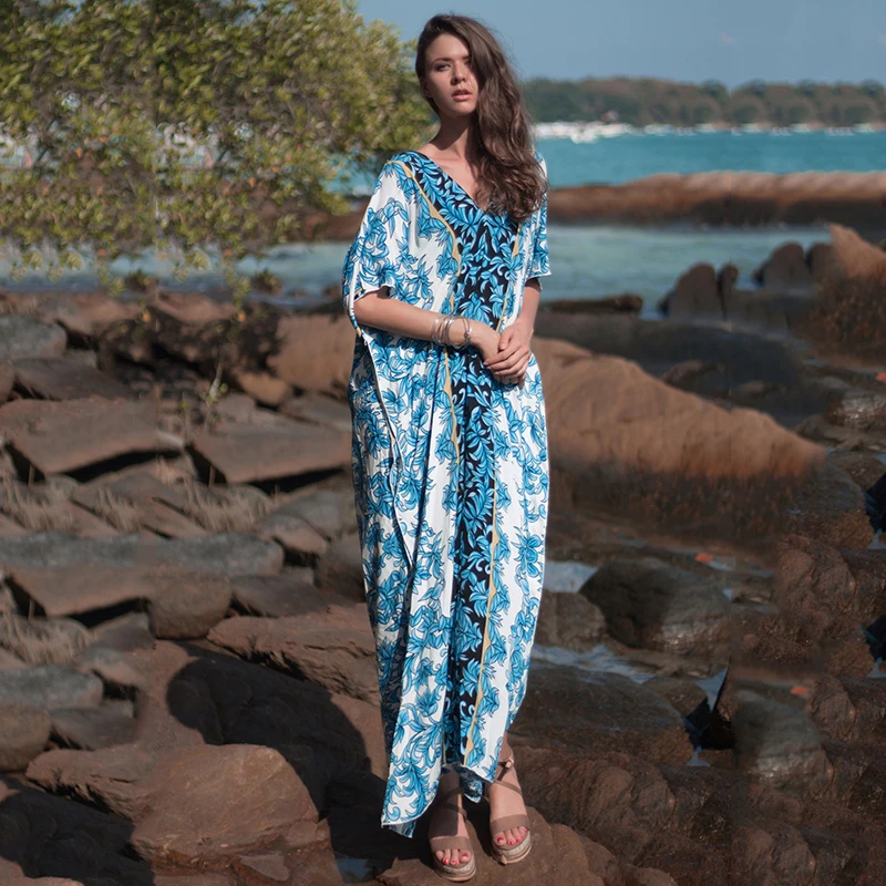 Женское пляжное платье с коротким рукавом голубое хлопковое богемным принтом и