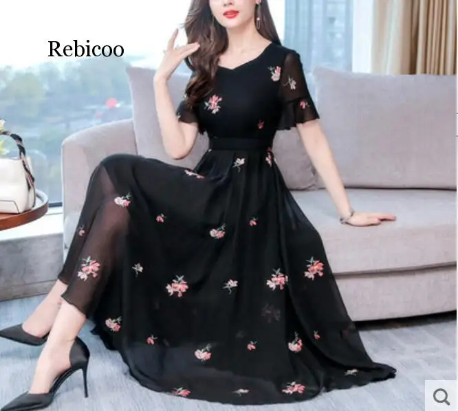 

Spring New Women Floral Dress Long Chiffon Beach Dresses Fashion Embroidery Big Swing Dresses O-Neck Bohemian Female Dresses