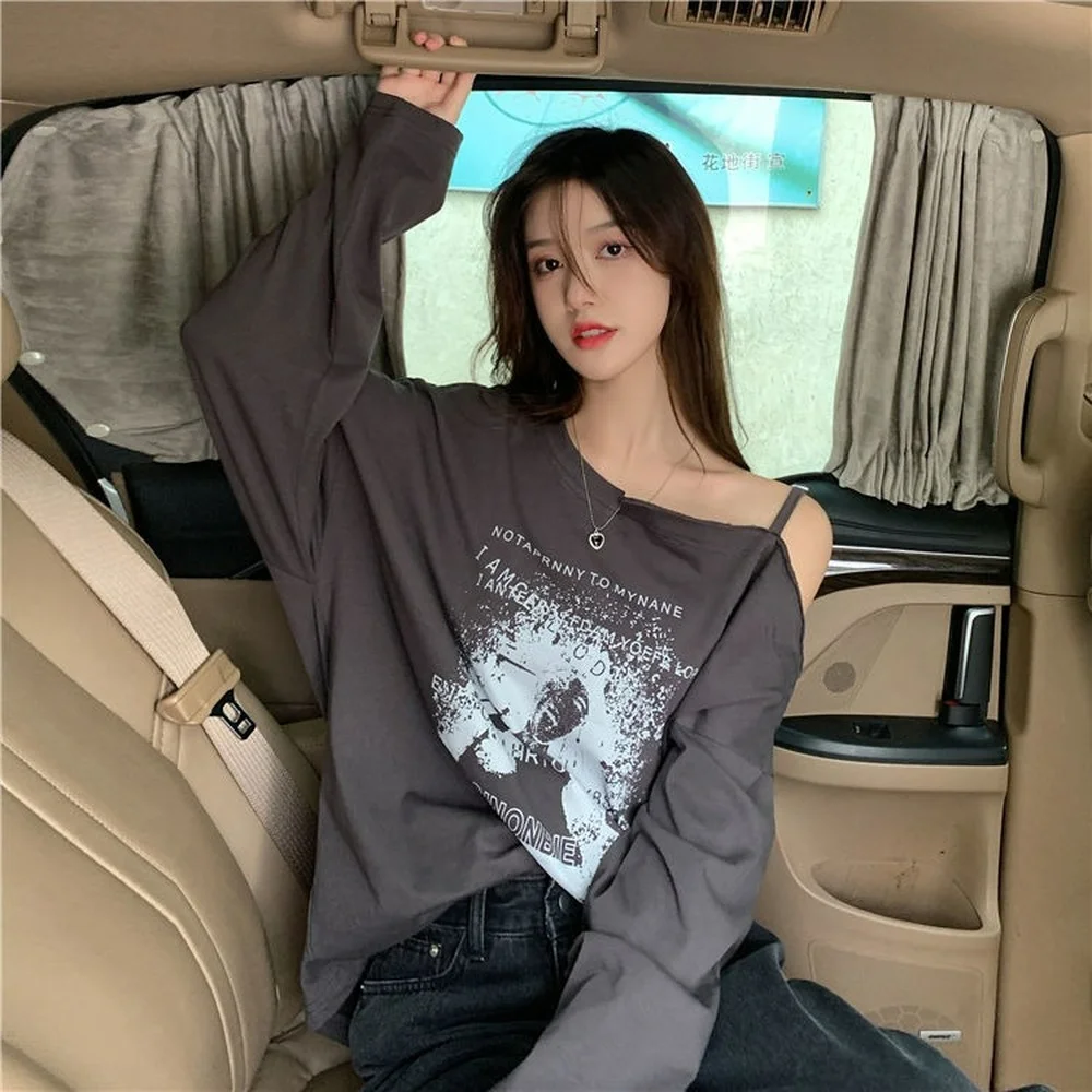 

Осенняя Женская одежда с креативным принтом, свободные и тонкие футболки с длинным рукавом, милые и острые футболки с открытыми плечами, топ...