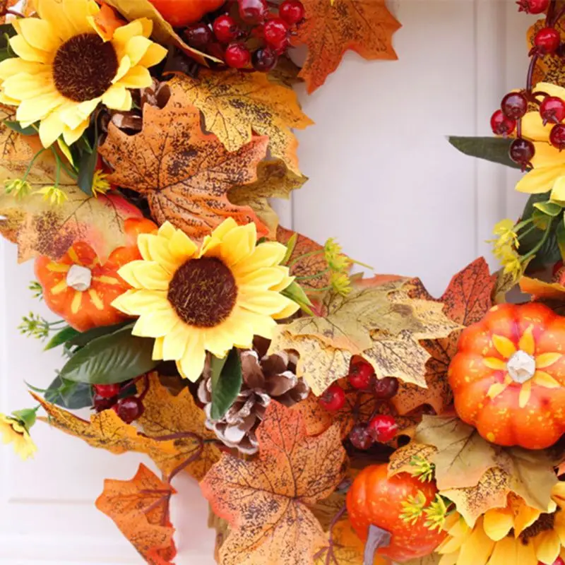 

Autumn Theme Door Wreath Artificial Pumpkin Berries Pine Cone Maple Handmade Wreath Rattan Material for Thanksgiving