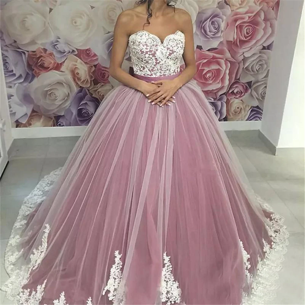

Exqusite Lace Appliqued Sashes Sweetheart Neckline Quinceanera Dresses Vestidos De 15 años 2020 Ball Gown Backless