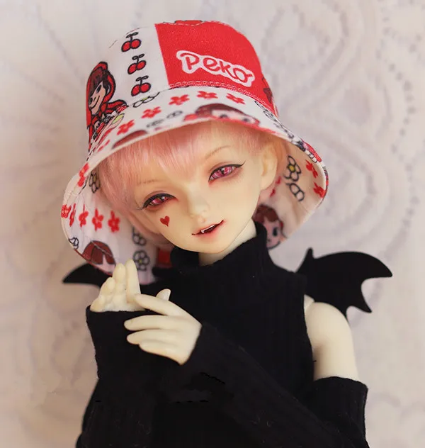 

6 point 4 point BJD.Sd.MSD. Yosd Baby Dress with Mini accessory props Cartoon Print Graffiti Fisherman Cap