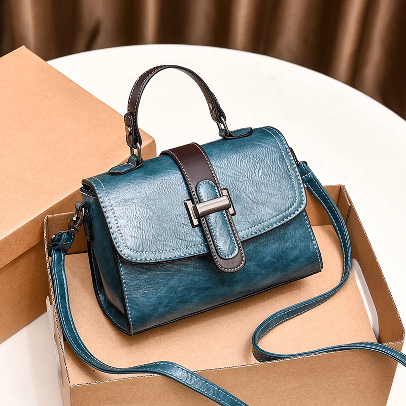 

DL174-22 New Fashion Portable Belt Decoration Small Square Bag Single Shoulder Messenger Bag