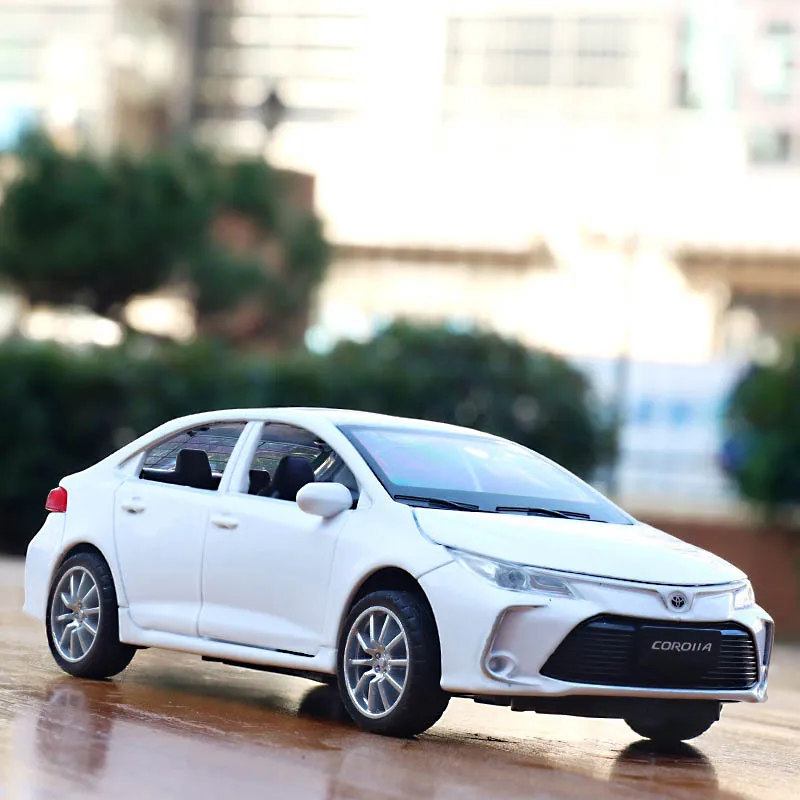 Коллекция 1/32 Литые и игрушечные автомобили Toyota Corolla модель автомобиля из сплава