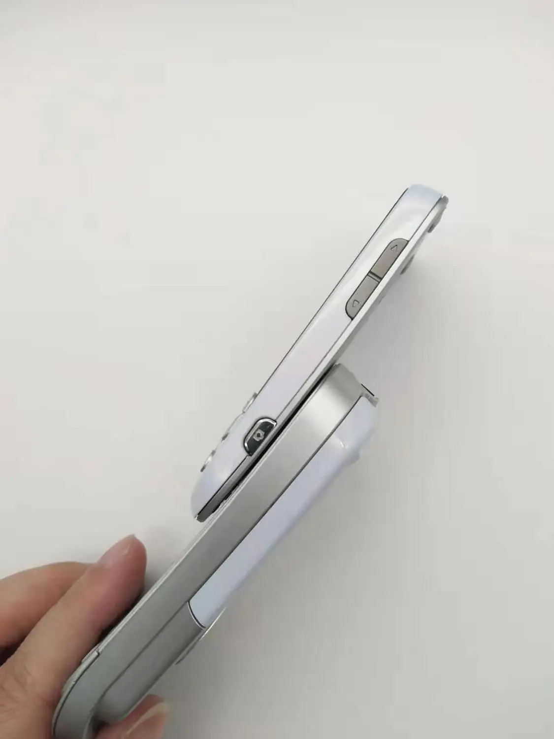 Sony Ericsson W550 Refurbised оригинальный разлоченый мобильный телефон 2G Bluetooth FM радио