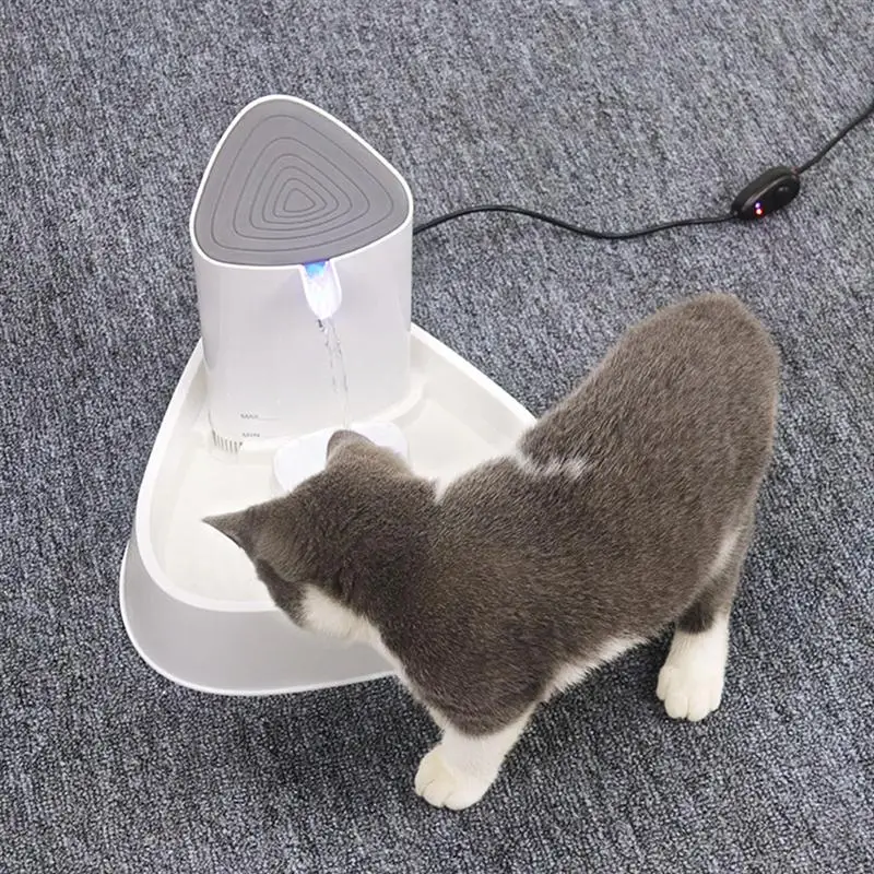 Светодиодный фонтанчик для кошек и собак Электрический бесшумный фильтр