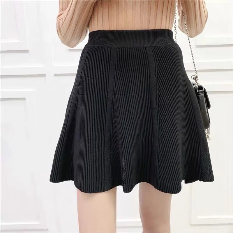 

Women 2021 Autumn Winter Sweater Skirt Solid Color High Quality Pleated Mini Skirt Female Elegant Knit Skirts Jupe Femme Y709