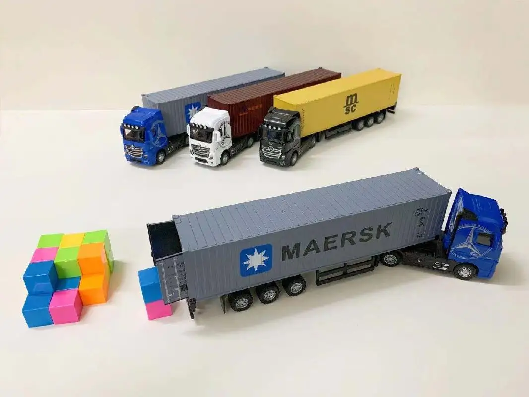 

1:50 Diecast Alloy Truck Head Model Toy Container Truck Pull Back With Light Engineering Transport Vehicle Boy Toys For Children