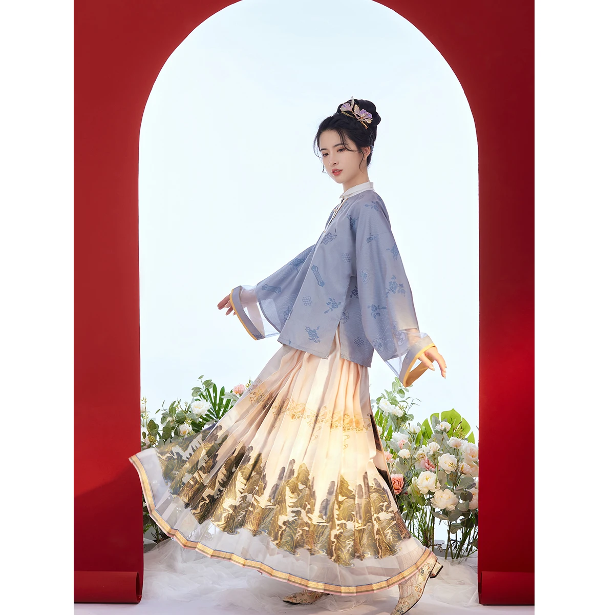 Женский традиционный костюм Hanfu в традиционном китайском восточном стиле с