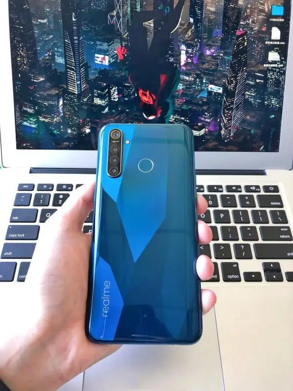 DHL Быстрая сотовый телефон Oppo Realme Q Snapdragon 712 Android 9,0 6," полный экран МП 5 камер 8 Гб ram 128B rom