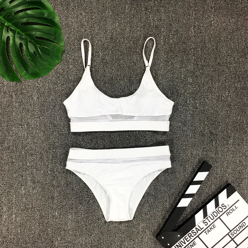 Женский купальник с низкой талией черно белый бандо в сеточку купальный костюм