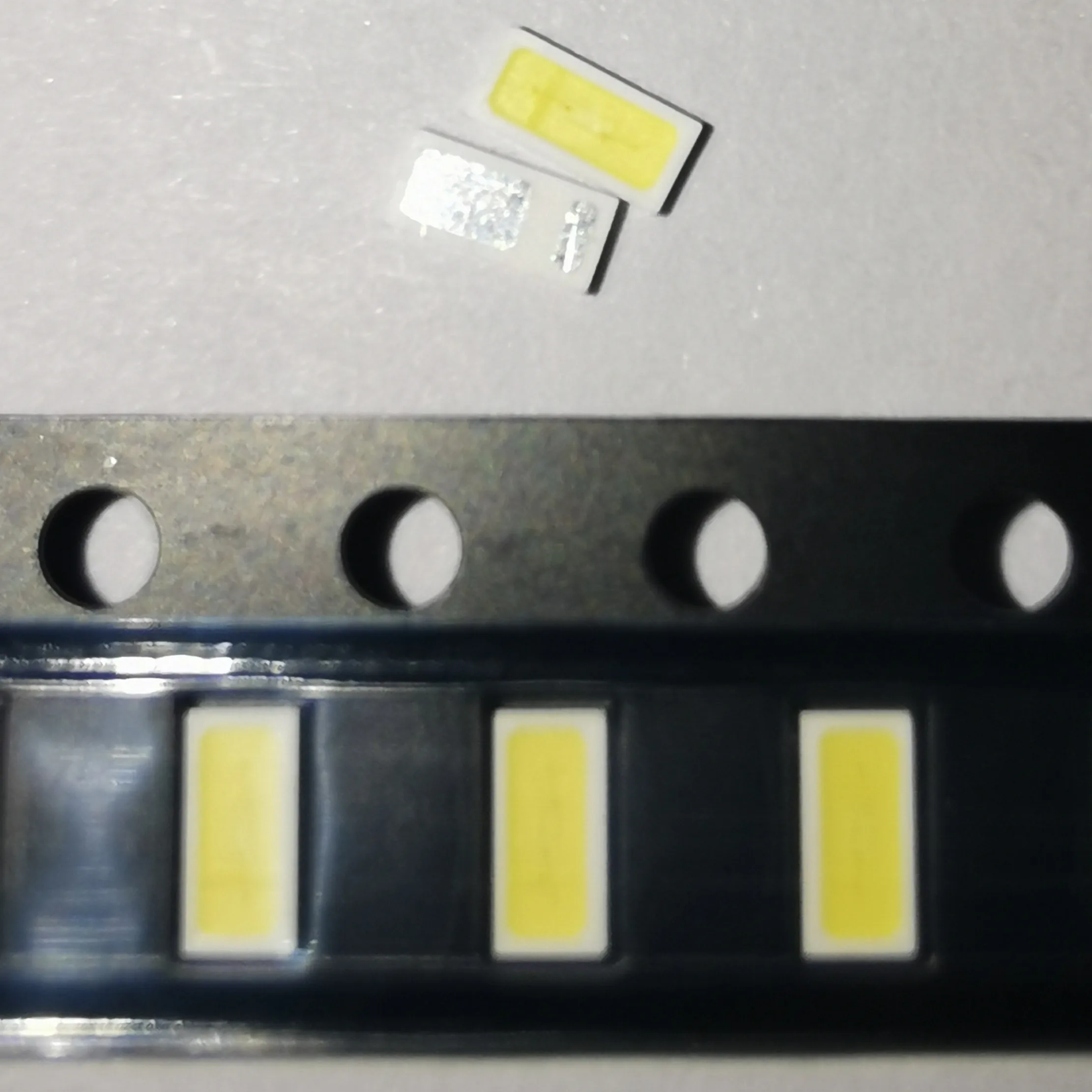 Рисунок 2 - SMD LED 3014 0,5 W белые и теплые