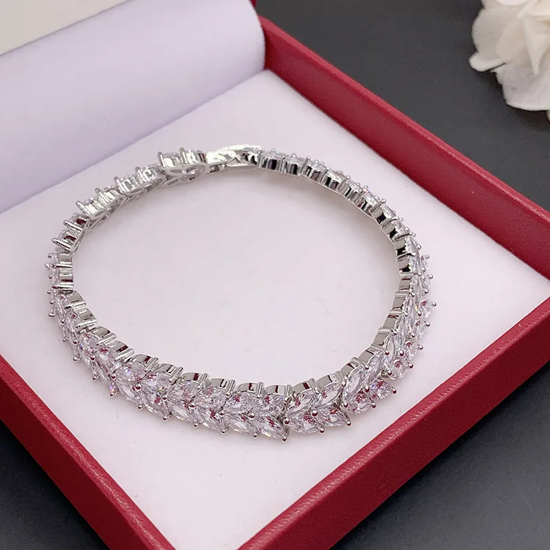 

European and American niche design feeling full of diamond large zircon wheat ear bracelet men and women couple net red bracelet