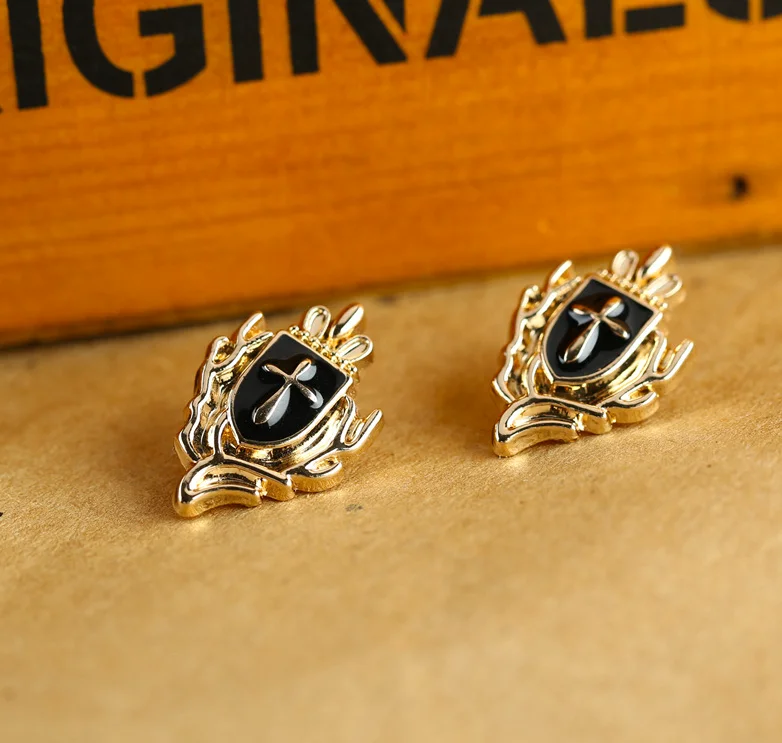 Брошь корсаж крылья швеи мужской костюм рубашка крестик пряжка булавка воротник