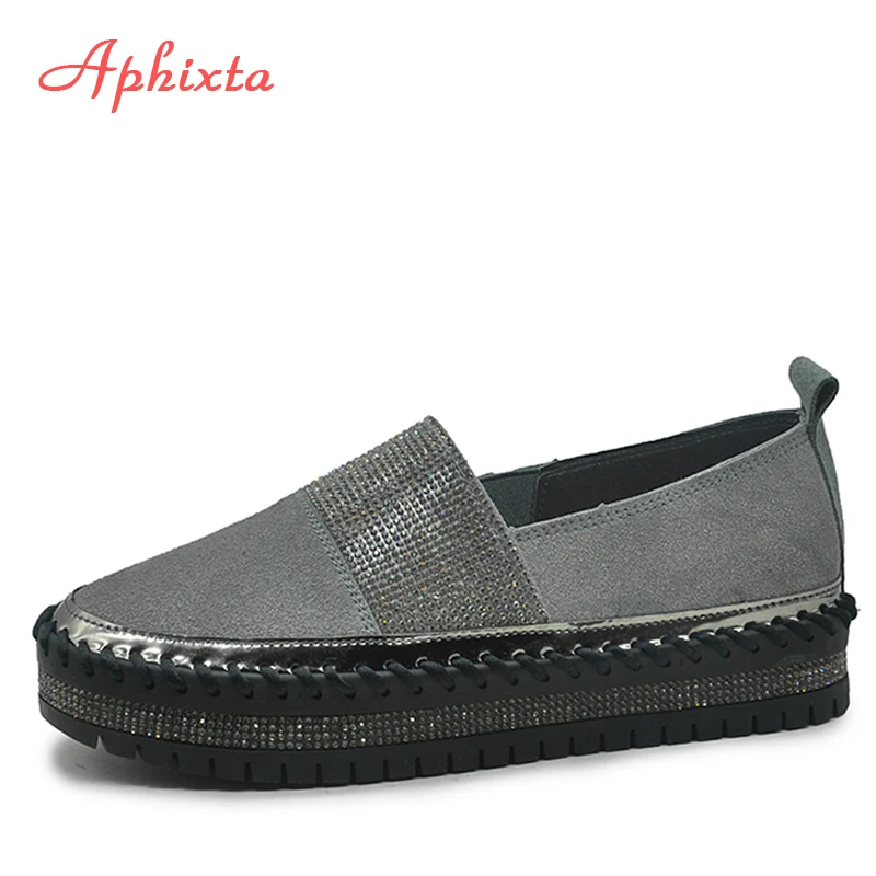 Женские замшевые туфли Aphixta разноцветные на плоской подошве с кристаллами