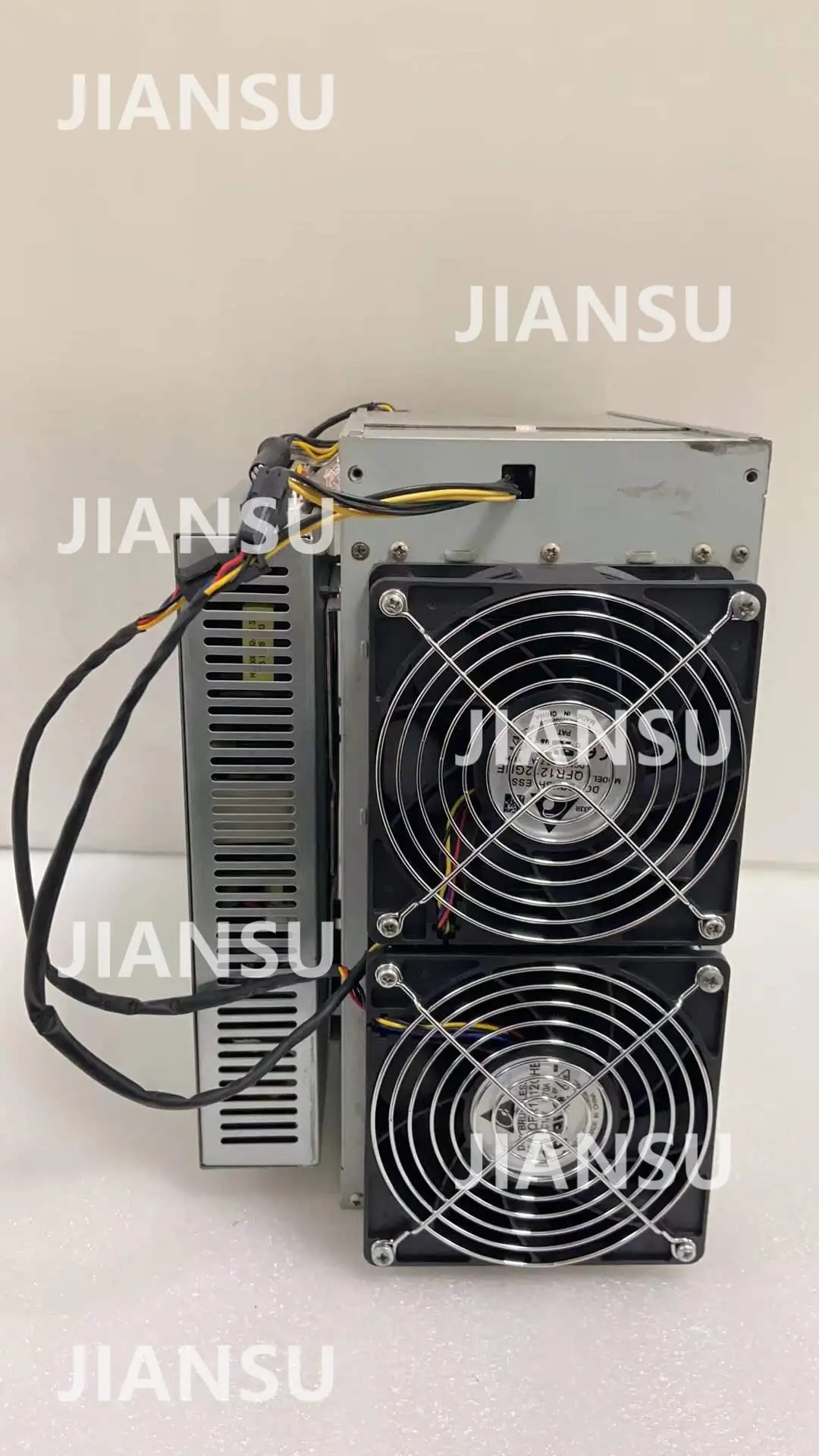 Б/у Майнер BTC BCH Avalon 1066 50T SHA256 Asic лучше чем AvalonMiner M21S M20S M3 AntMiner S17 + S17e T17 T17e T2T T3 |
