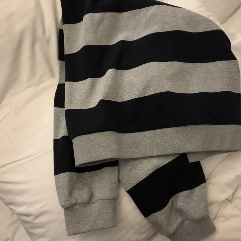 Свитшот женский свободного покроя шикарная Базовая модная одежда в полоску