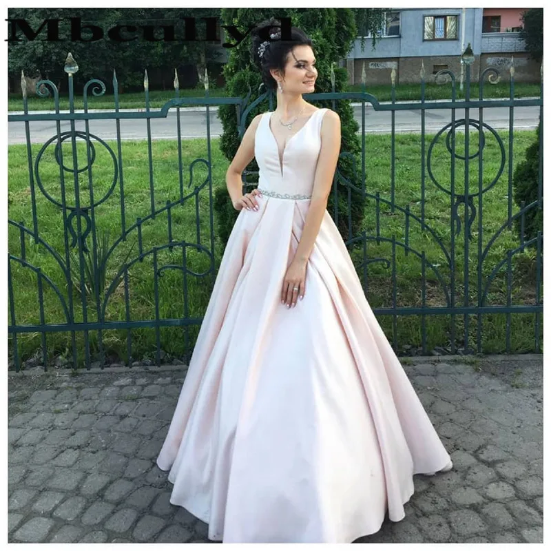 Mbcullyd розовые Выпускные платья с V образным вырезом Длинные 2020 кристаллами