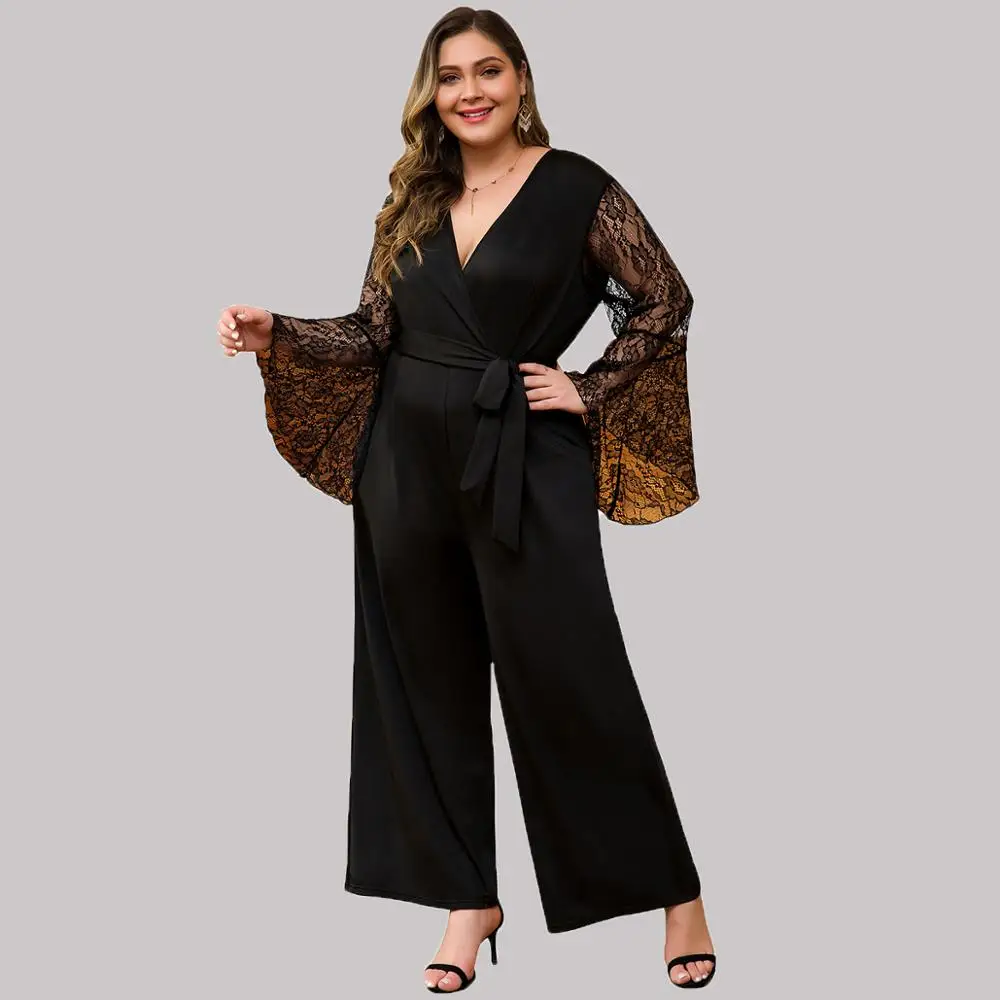 Осенний женский комбинезон с длинными расклешенными кружевными рукавами