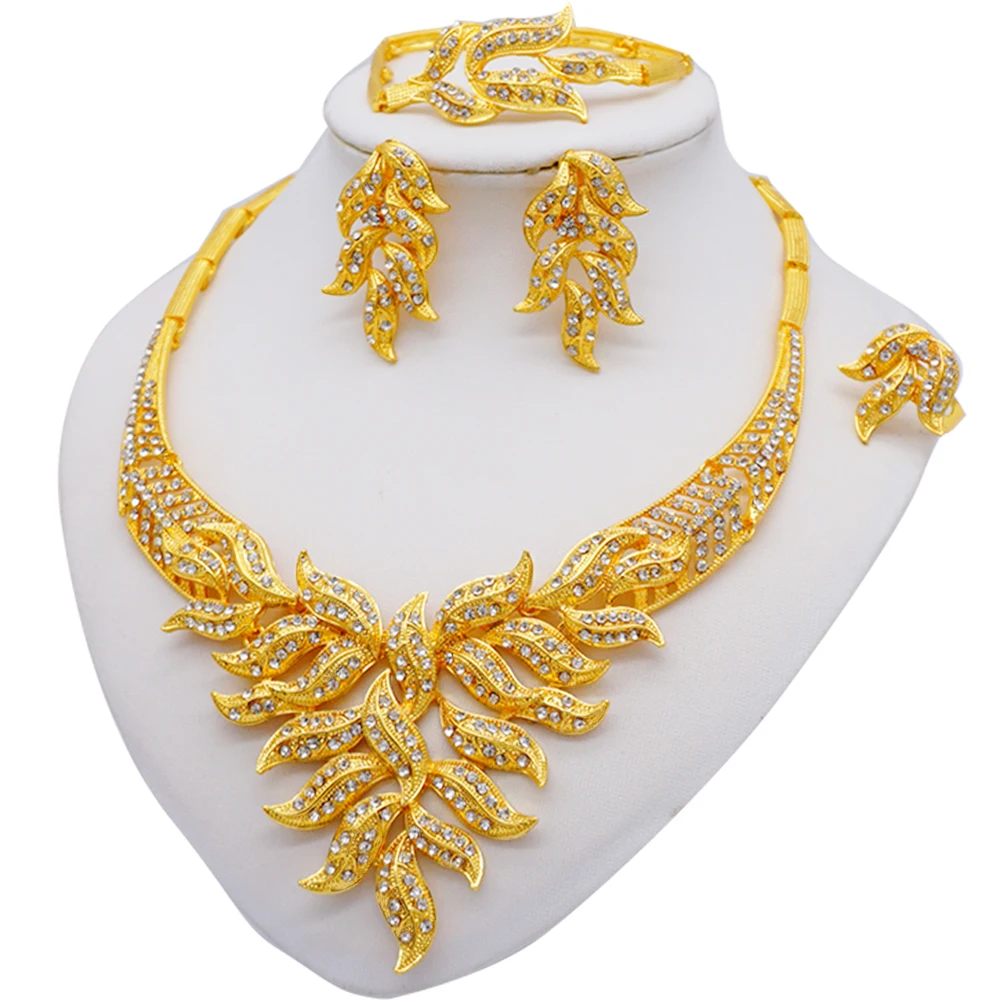 

Fine Bridal Dubai Gold Jewelry Sets Crystal Necklace Bracelet Nigerian Wedding Party For Women Fashion Jewelry Set