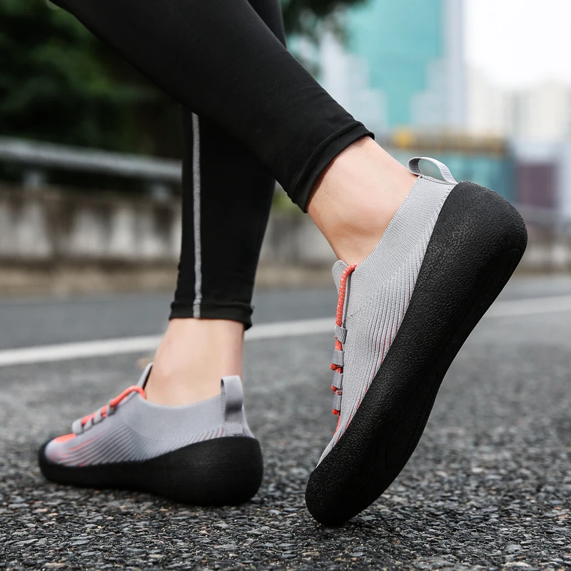 

Footwear Unisex Outdoor Breathable Beach Shoes Men Women Shoes Sneakers Quick Dry Swimming Upstream Women Sock Shoes