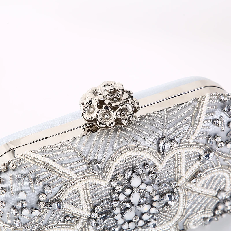 Женская вечерняя сумка клатч ручной работы с бусинами и жемчугом Свадебный