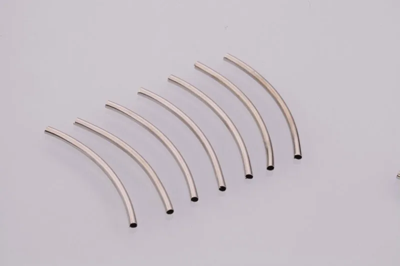 Гладкий изогнутый трубчатый соединитель для изготовления ювелирных изделий