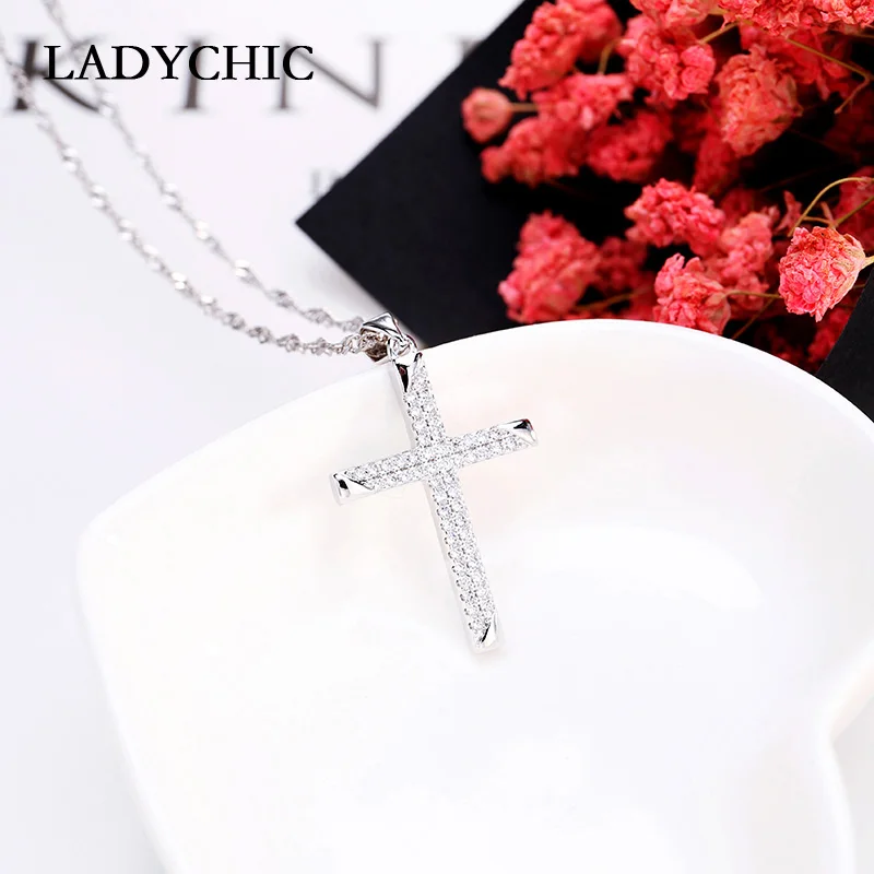 LADYCHIC классический серебристый цвет крест кулон ожерелья с камнями AAA циркон христианский крест Иисуса ювелирные изделия подарок LN1109