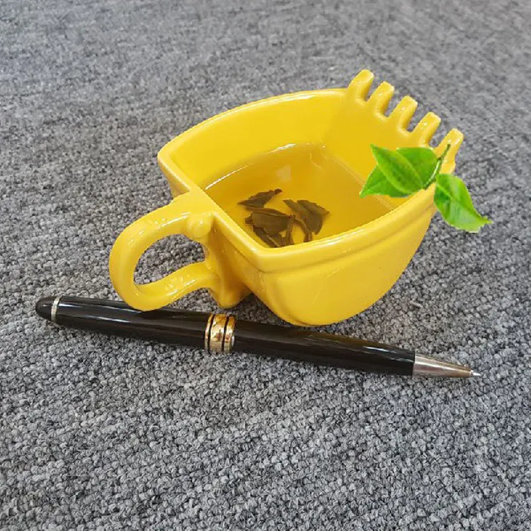 Creativity 3D Excavator Bucket Model Mug Funny Cigar Whiskey Ashtray Tea Ceramic Coffee Cup Teacup Cigarette Holder Verre Crane