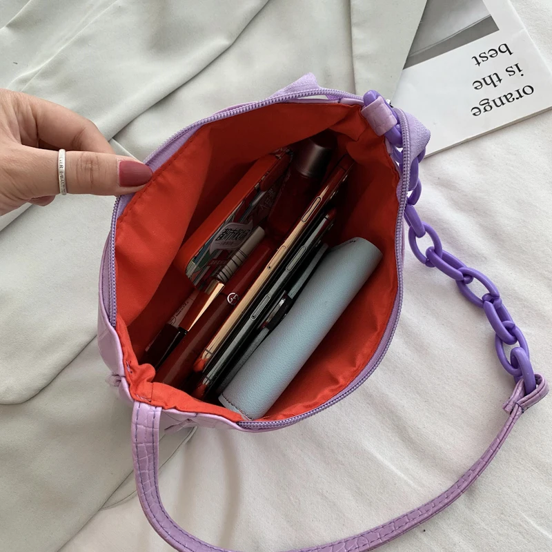 Маленькие женские сумки на цепочке карамельных цветов модный саквояж плечо из