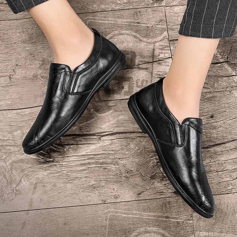 Мужские кожаные туфли в британском стиле черные повседневные деловые из