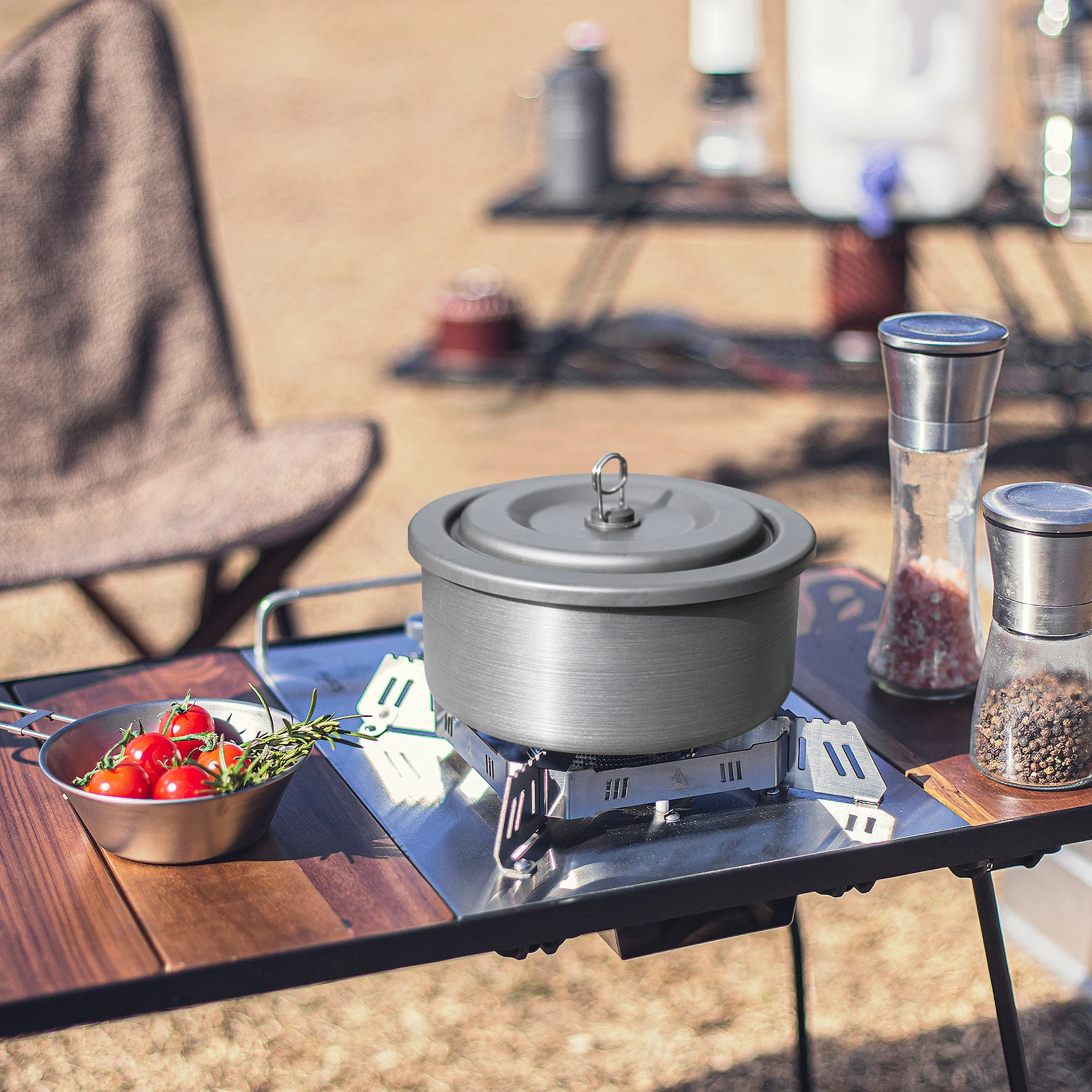 

Outdoor 5Pcs Aluminum Alloy Pots Pans Cookware Set Camping Hiking Tableware Set Fry Pans with Gripper Cooking Utensils