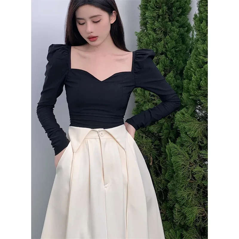 

Костюм из 2 предметов в стиле ретро, французская модная короткая блузка с квадратным воротником и пышными рукавами и трапециевидная юбка с з...