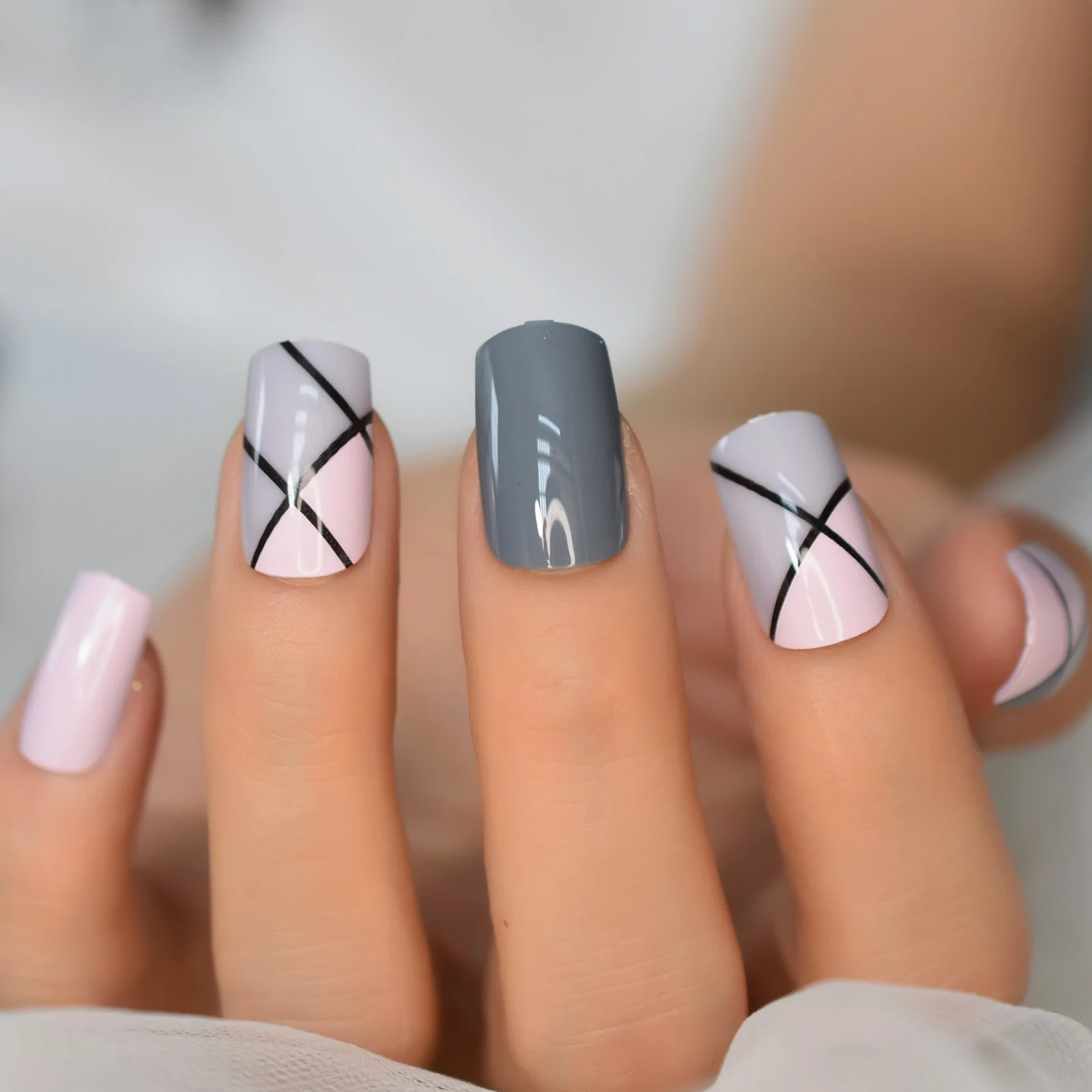 24pcs Press On False Nails Geometry Medium Square Acrylic Fake Nails Lines Stick On Fingernails for Women Girls DIY Manicure images - 6